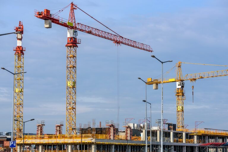 Read more about the article Transforming Construction: Why Our Scaffolding Leasing Company in Noida Is the Right Choice