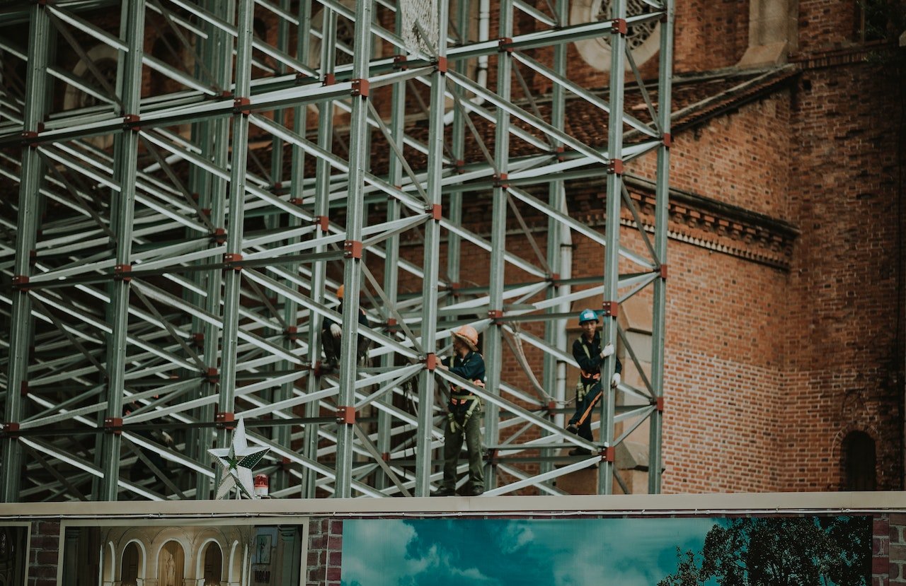 You are currently viewing Scaffolding on Rent in Delhi: The Smart Builder’s Guide